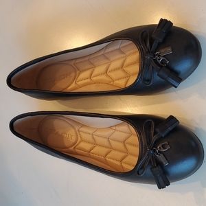 Coach flats